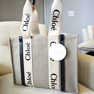 Chloe Woody Medium Tote Bag in Linen